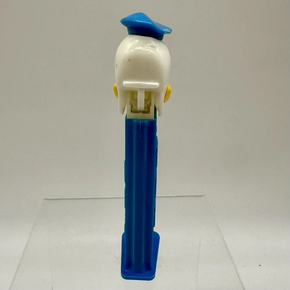 Pez Dispenser Disney Donald Duck With Feet Vintage‎ Flaw Missing Hat Tassel